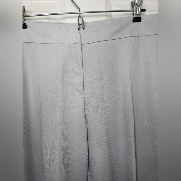Halston Dove Gray Flat Front Straight Leg Dress Pants Womens Size 8 - Picture 3 of 7